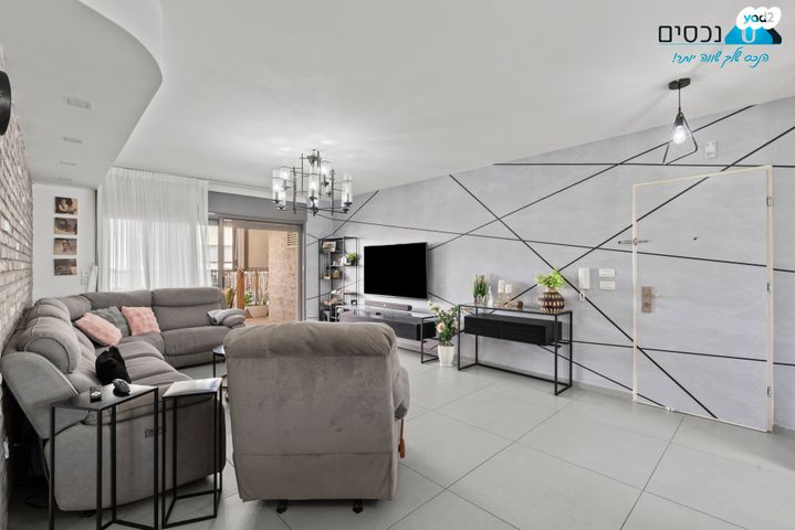 דירה, חסידה, הציפורים, מודיעין מכבים רעות