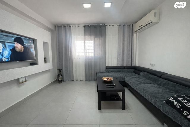 דירה, שלום שבזי, חכמי ישראל, דימונה