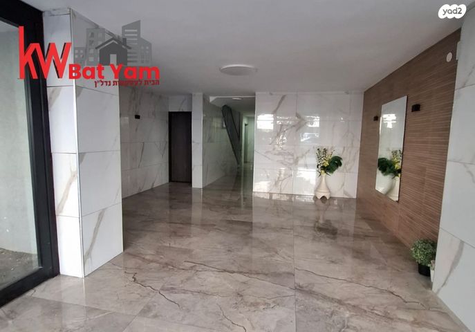 דירה, עגנון, דרום מערב ותיק, בת ים