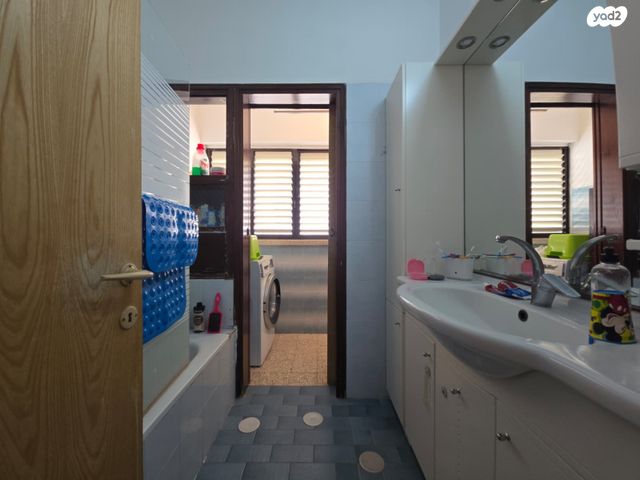 דירה, כפר סבא