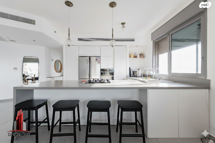 דירה, יפה נוף, בורוכוב, גבעתיים