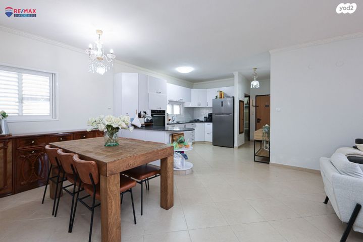 שדרות הרצל 22