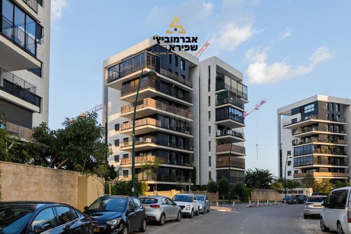לכיש 7