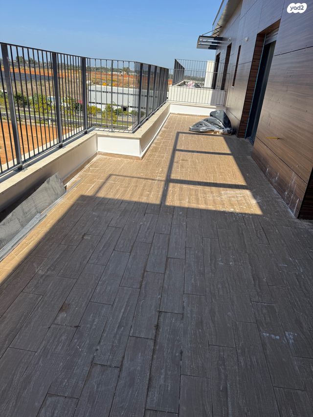 דופלקס, עוזי חיטמן, נווה זמר, רעננה