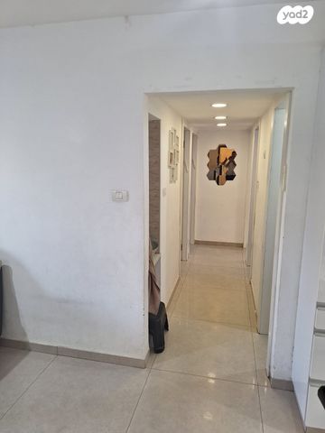 דירה, מאיר בלבן, נווה יעקב, ירושלים