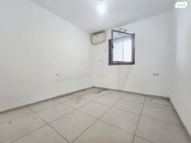 דירה, אליעזר בן יהודה, אגרובנק, חולון