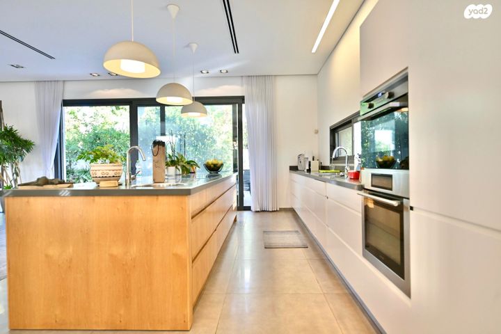 בית פרטי/ קוטג', הכורכר, אירוס, אירוס