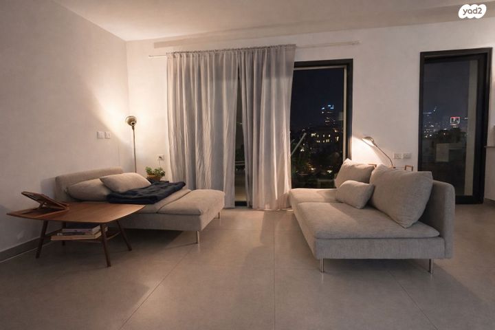 דירה, דרך שלמה, תל אביב יפו