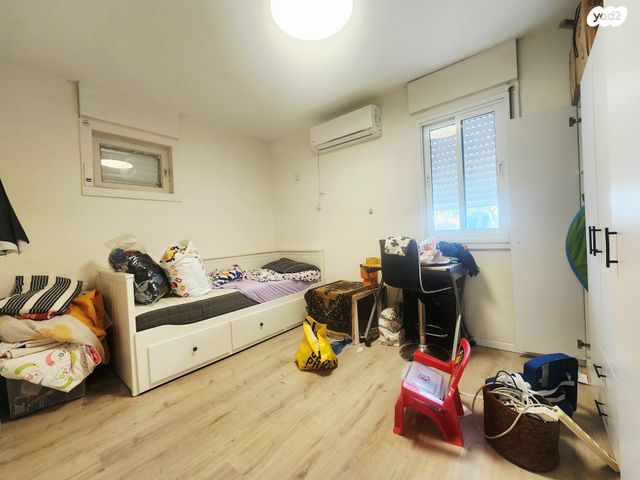 דירה, צלילי חנינא, ניר אביב, תל אביב יפו