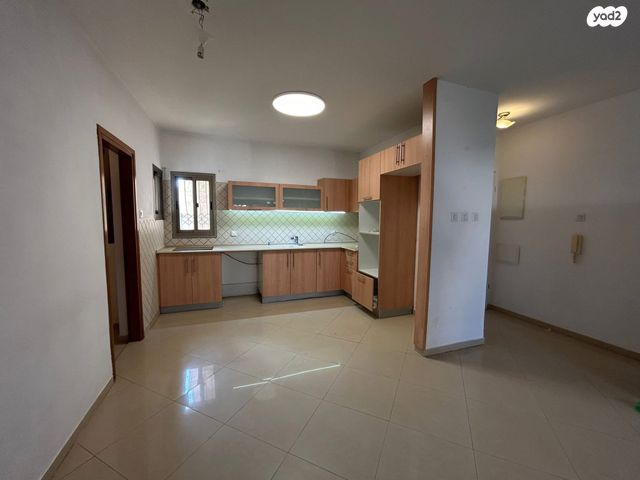 דירה, מקס איזידור בודנהימר, רמות הרכס, באר שבע