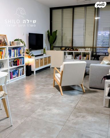 דירה, האלונים 18, מרכז העיר, סביניה, הוותיקה, קרית ביאליק