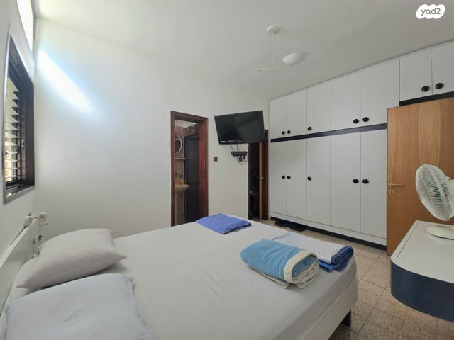 דירה, כפר סבא