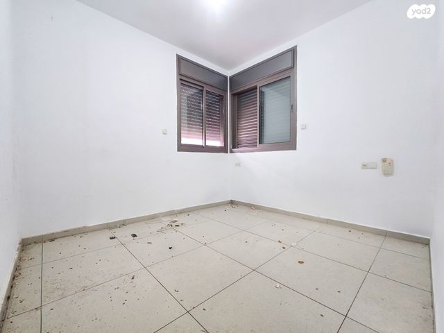 דירה, אליעזר בן יהודה, אגרובנק, חולון