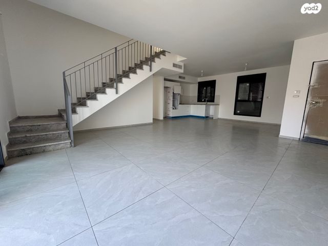 דופלקס, נווה זמר, רעננה