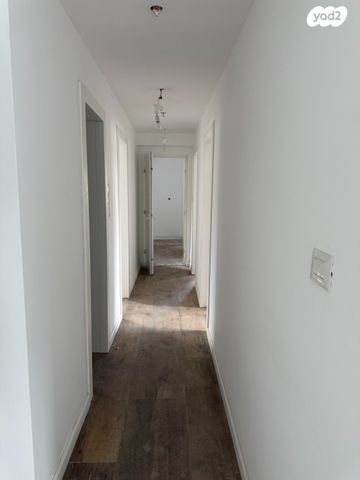 דירה, נחלת יצחק, תל אביב יפו