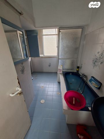 דירה, הירדן, נווה יהושע, ערמונים, רמת גן