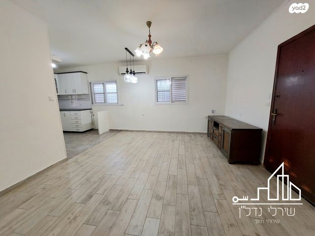 בית פרטי/ קוטג', נאות הדרים, גן יבנה