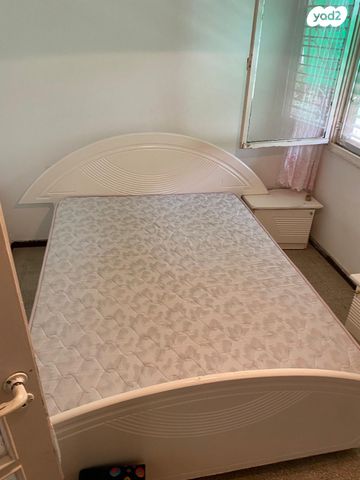 דירה, עליזה יאנסן, קנדי, אור עקיבא