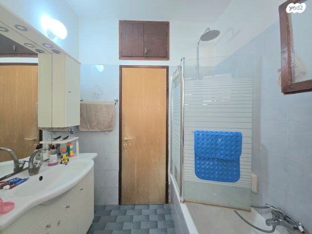 דירה, כפר סבא