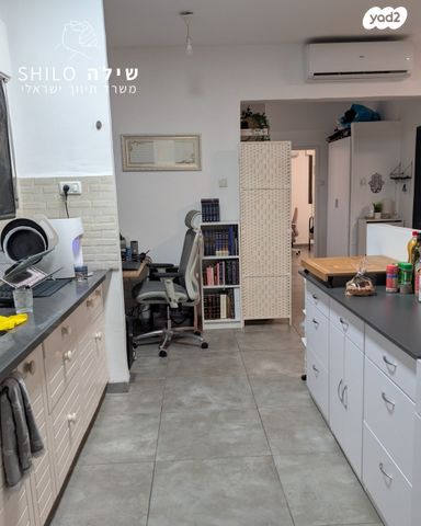 דירה, האלונים 18, מרכז העיר, סביניה, הוותיקה, קרית ביאליק