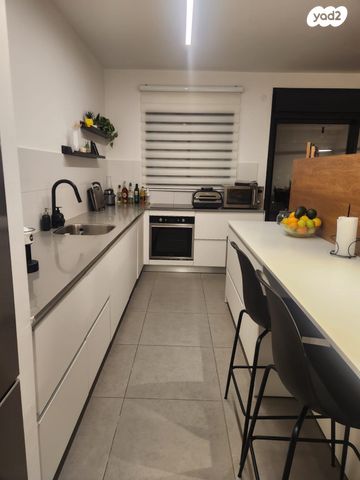 דירה, שולמית אלוני, נחלת יהודה, ראשון לציון