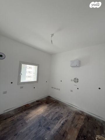 דירה, נחלת יצחק, תל אביב יפו