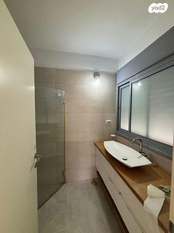 דירה, מעלה הגת 22, ברנע, אשקלון