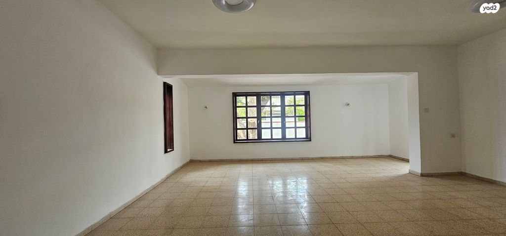 בית פרטי/ קוטג', המלכים 30, נווה מגן, רמת השרון