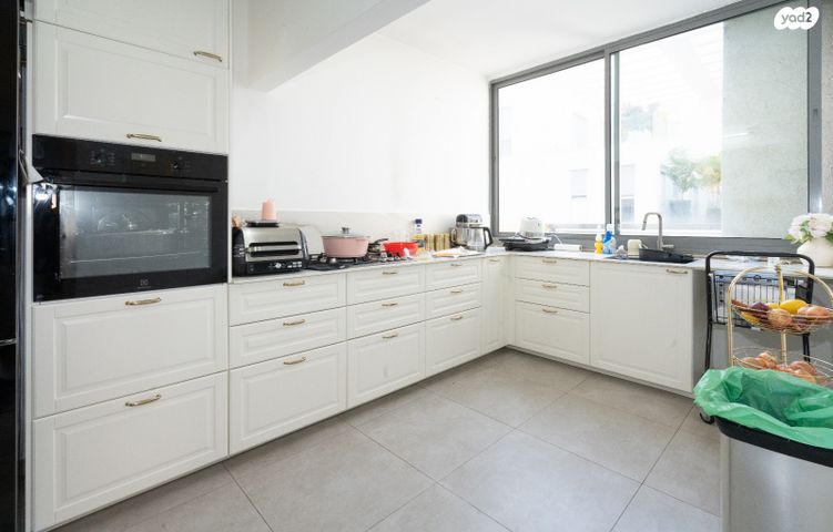 דירה, טשרניחובסקי 11, הרצליה