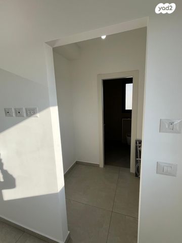 דירה, הקרן הקיימת לישראל, נופי בן שמן, לוד