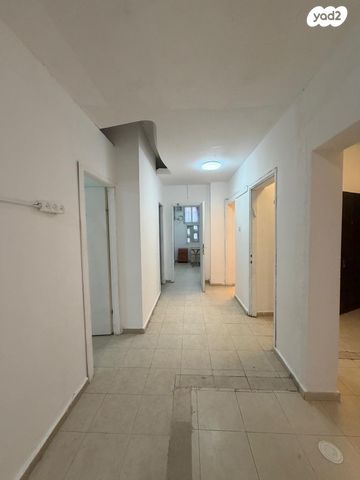 דירה, מאנה, תל אביב יפו