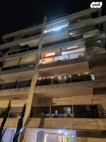 דירה, הכנסת 3, רסקו ב', חולון