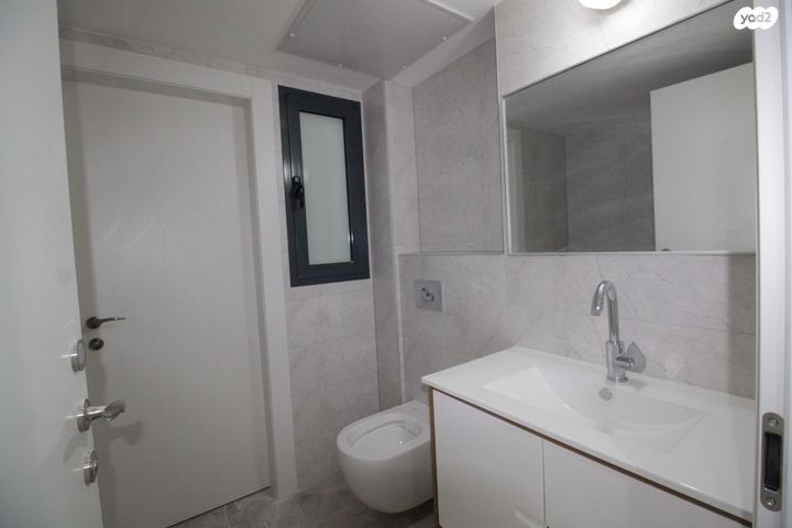 דירה, כרמי הנדיב, אחוזת רוטנר, קרית מלאכי