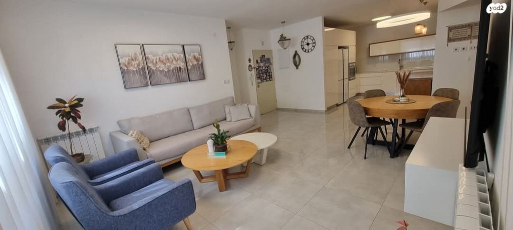 דירה, עמנואל זיסמן, חומת שמואל, הר חומה, ירושלים