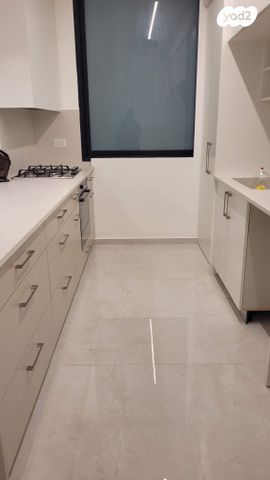 דירה, חפץ חיים, פתח תקווה