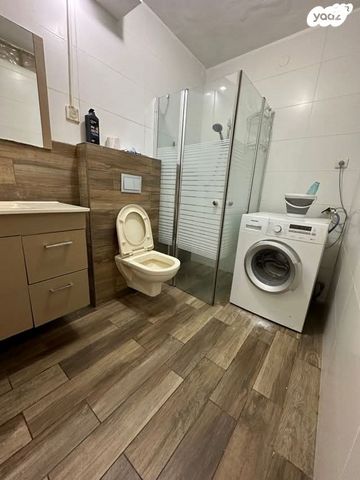 דירת גן, ז'בוטינסקי 14, צור שלום, קרית ביאליק