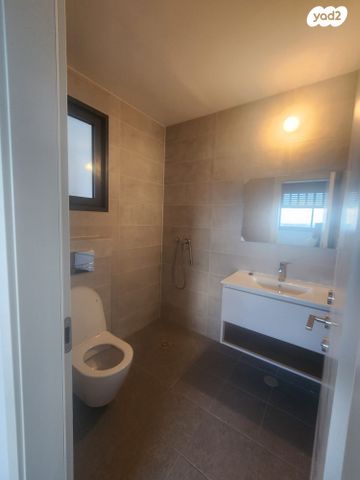 דירה, הקרן הקיימת לישראל, נופי בן שמן, לוד