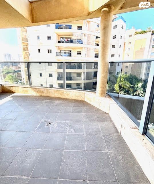 דירה, כפר גנים ג, פתח תקווה