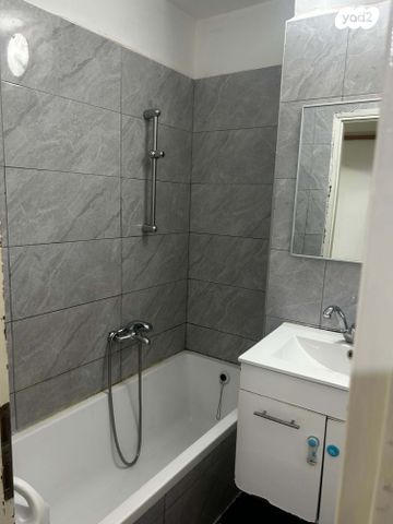 דירה, קולומביה, קרית מנחם, ירושלים