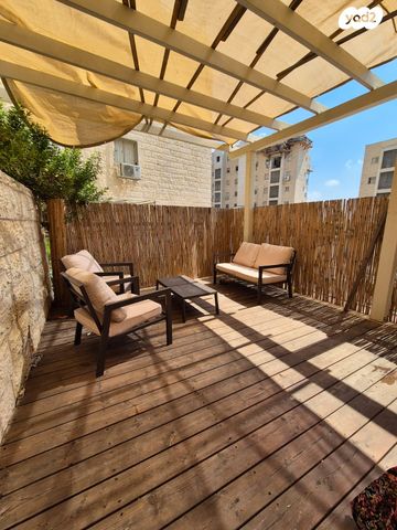 דירה, אחיה השילוני, בית שמש