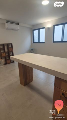 יחידת דיור, מתחם האצבע, הוד השרון