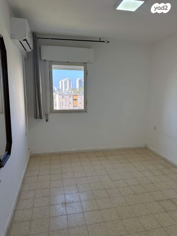 דירה, האלה 42, כהן, טירת כרמל