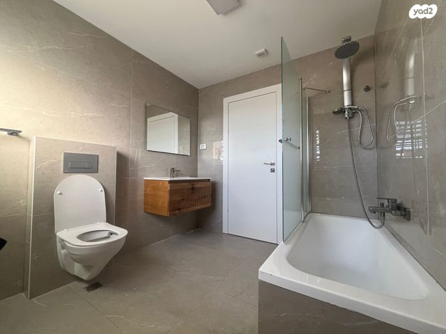 דירה, הרכסים 77, מרום נווה, רמת יצחק, רמת גן