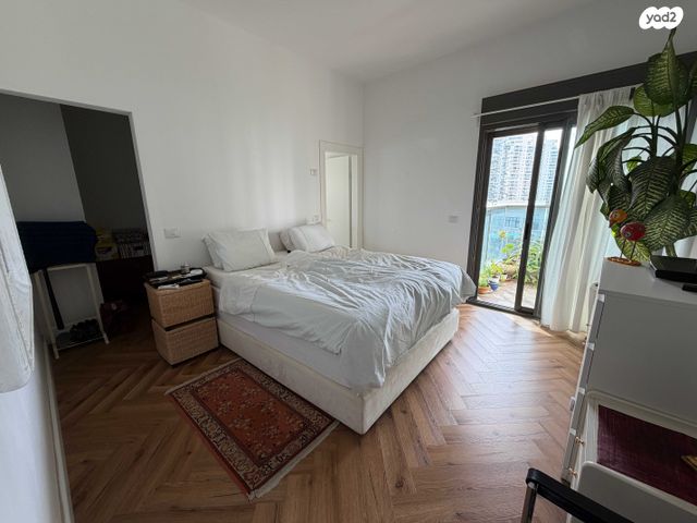 דירה, אריק לביא, עיר ימים, נתניה