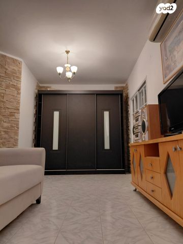 בית פרטי/ קוטג', שדרות הצנחנים, נחל בקע, באר שבע