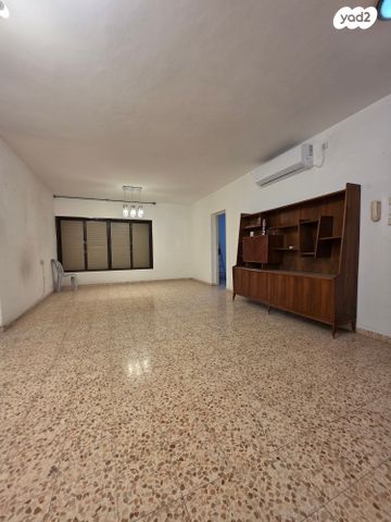 דירה, יגאל אלון 3, לב מוצקין, בנה ביתך, קרית מוצקין