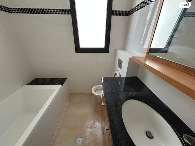 דירת גן, המלאכה, הדר, רמת השרון