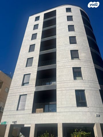 דירה, הרכסים 77, מרום נווה, רמת יצחק, רמת גן