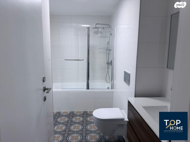 דירה, אמנון ליפקין שחק, נוף הטיילת, נתניה