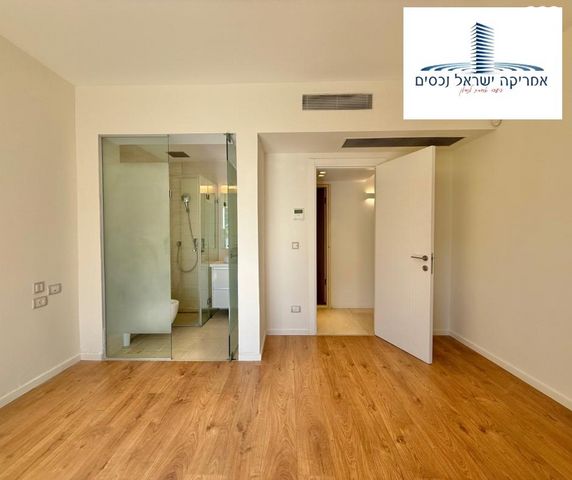 גג/ פנטהאוז, הרצליה ב', הרצליה